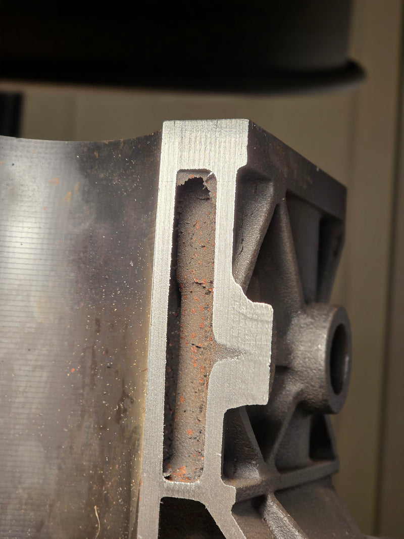 Load image into Gallery viewer, Atomic Barra Cast Block | PRE-PRODUCTION
